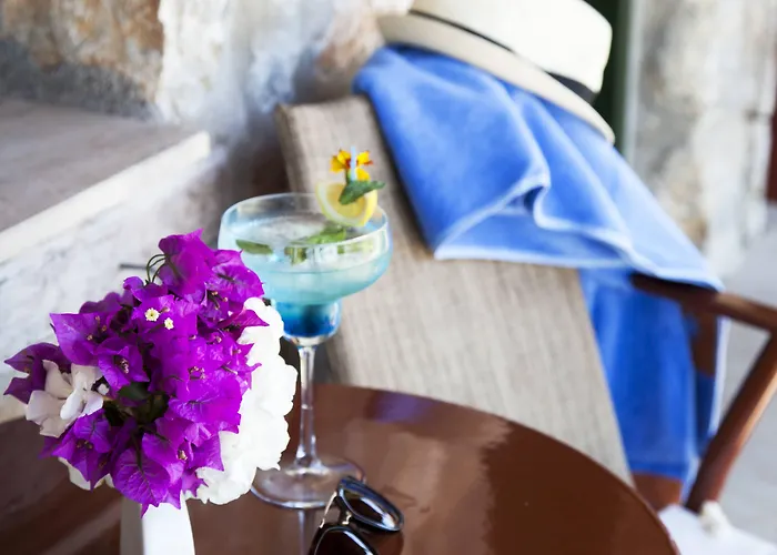 Flow Surf & Hotel 3*