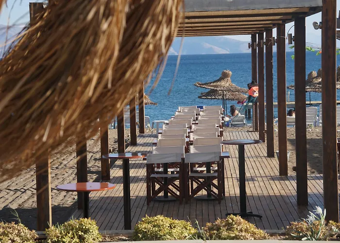 弗洛达特卡冲浪及海滩酒店