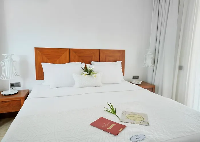 Ξενοδοχείο Flow Surf &